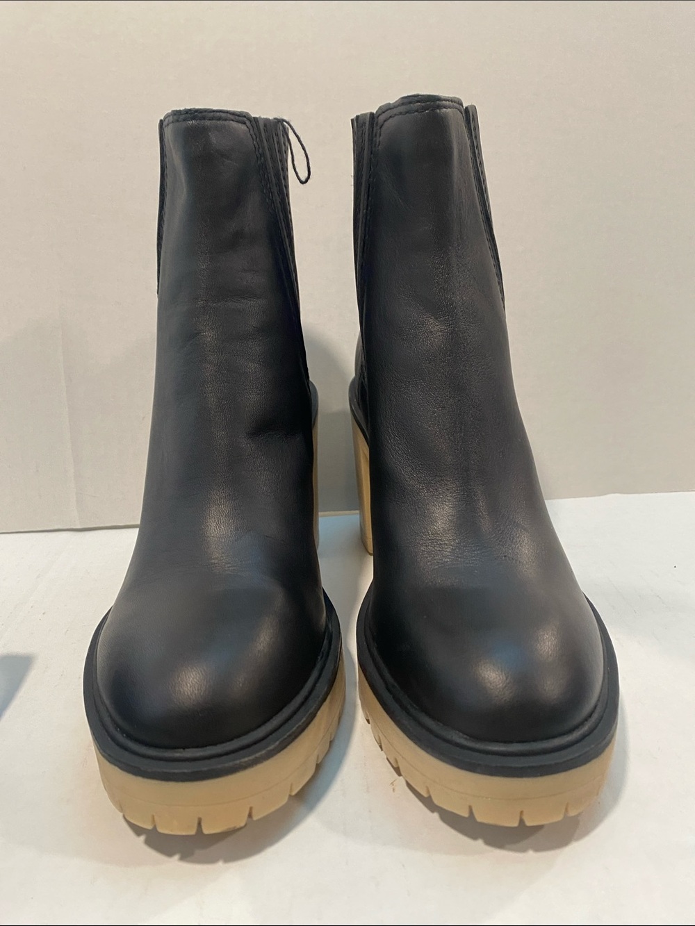 Dolce Vita womens Caster H20 Chelsea Boot, Black Leather H20, 8.5 US - Picture 3 of 6